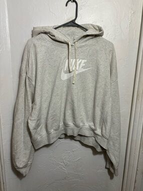 Nike Heather Gray Pullover Hoodie with White Logo